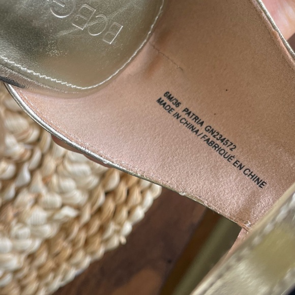 BCBGeneration Patricia Gold Strappy Heeled Sandal Chunky Heel Size 6 Summer - Picture 6 of 9